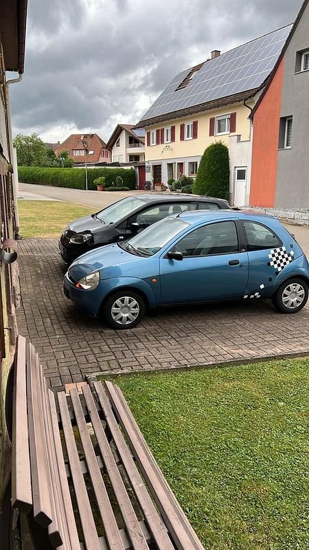 Blau Gebraucht 2000 Ford Ka Kleinwagen | 800 € (Fairer Preis) - Bild 1/4