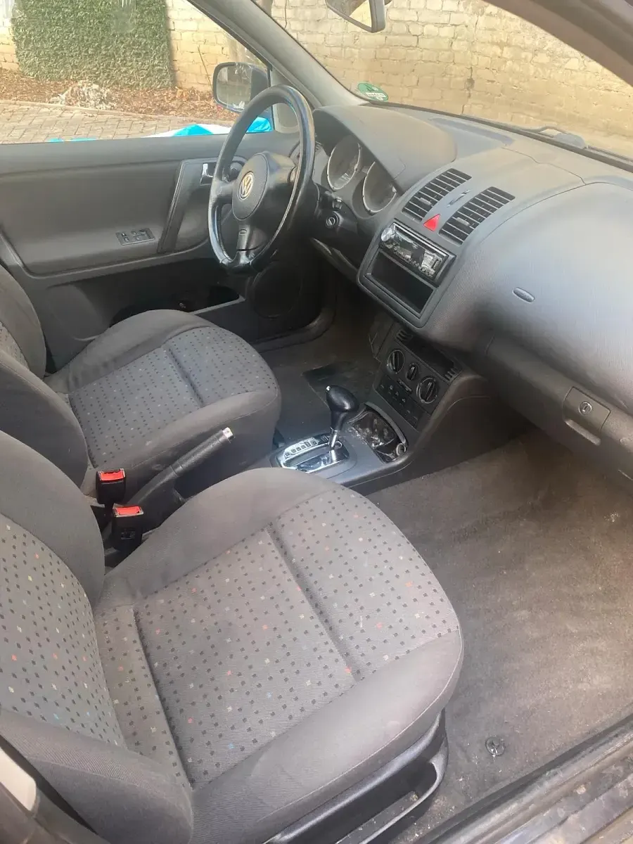 Gebraucht VW Polo 75 PS (55 kW) 2001 Schwarz Kleinwagen