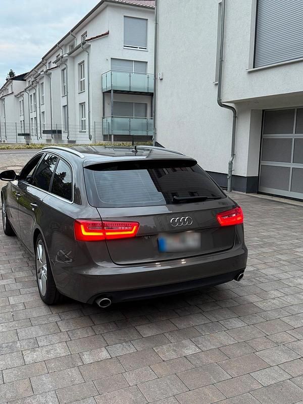 Gebraucht Audi A6 S-Line 204 PS (150 kW) 2012 Kombi