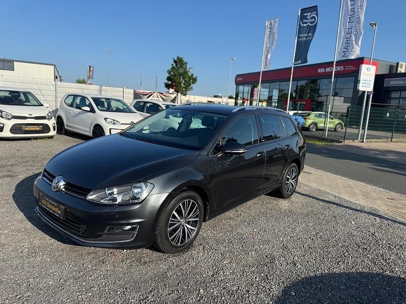 Grau Gebraucht 2017 VW Golf VII Allstar Kombi | 7.990 € (Guter Preis) - Bild 1/4