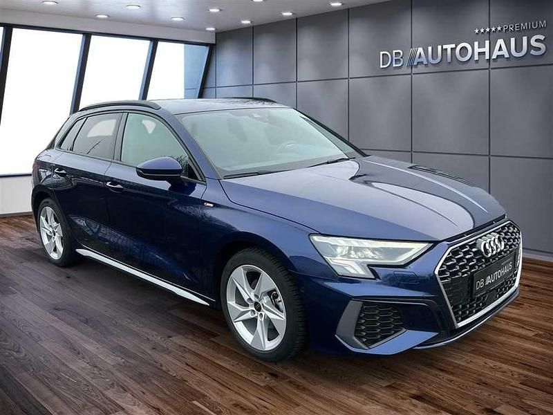 Gebraucht Audi A3 S-Line 150 PS (110 kW) 2024 Blau Limousine