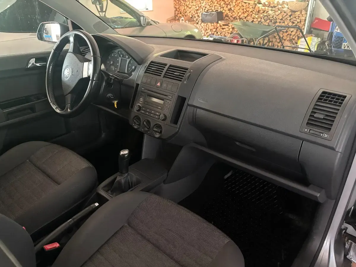 Używany VW Polo 82 KM (60 kW) 2007 Srebrny Hatchback