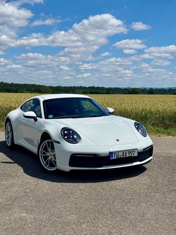 Weiß Gebraucht 2020 Porsche 911 Carrera Coupé | 103.900 € (Fairer Preis) - Bild 1/4