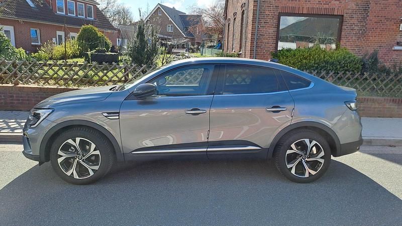 Gebraucht Renault Arkana 94 PS (69 kW) 2025 Grau SUV