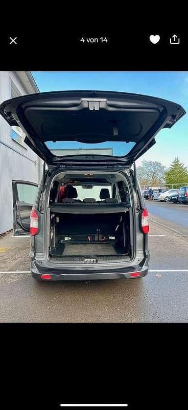 Gebraucht Ford Tourneo Titanium 101 PS (74 kW) 2015 Kombi