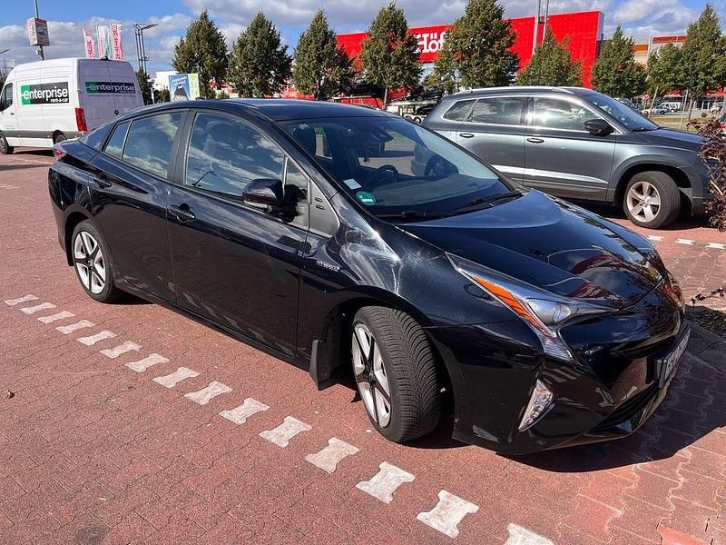 Schwarz Gebraucht 2016 Toyota Prius Kleinwagen | 13.999 € (Fairer Preis) - Bild 1/4