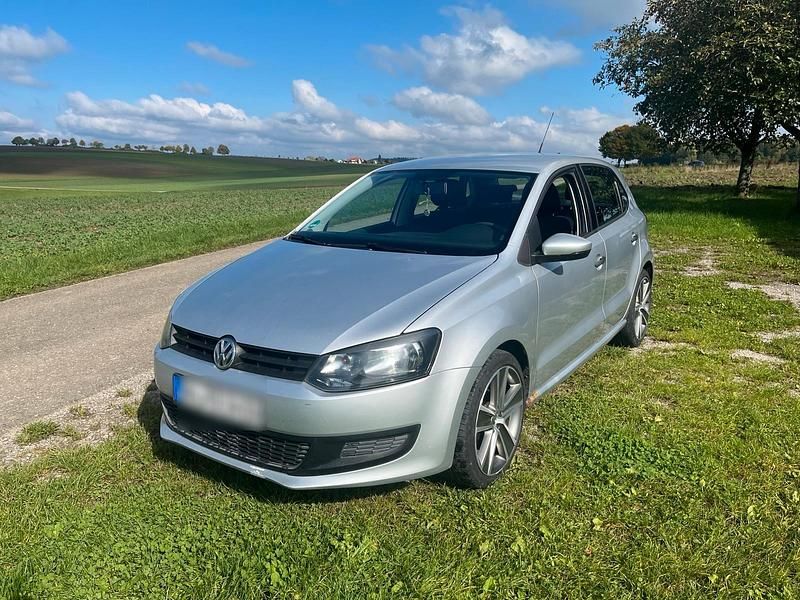 Silber Gebraucht 2009 VW Polo R-line Kleinwagen | 2.999 € (Guter Preis) - Bild 1/4