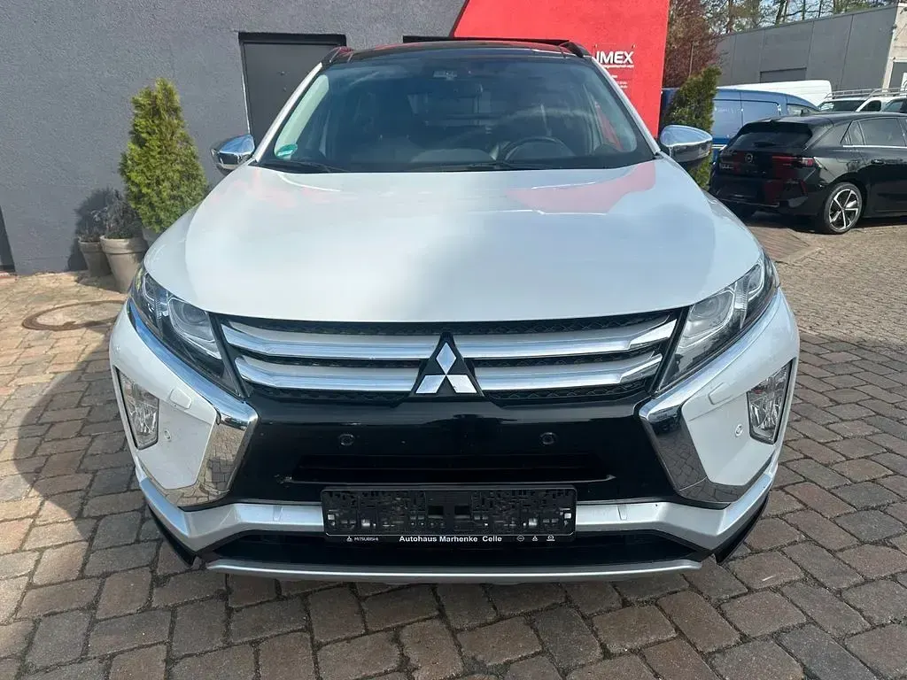 Gebraucht Mitsubishi Eclipse Cross Top 163 PS (119 kW) 2018 Weiß SUV