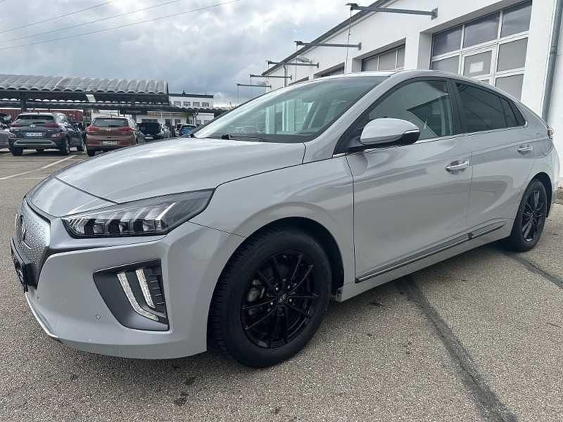 Grau Gebraucht 2022 Hyundai Ioniq 6 Prime Limousine | 20.990 € (Teuer) - Bild 1/4