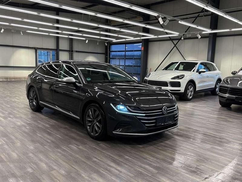 Gebraucht VW Arteon Elegance 190 PS (139 kW) 2022 Mangangrau Kombi