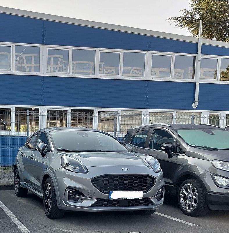 Silber Gebraucht 2019 Ford Puma Gen-E SUV | 19.500 € - Bild 1/4