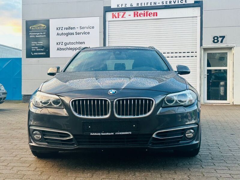 Gebraucht BMW 525 Luxury Line 218 PS (160 kW) 2014 Jatoba metallic Kombi