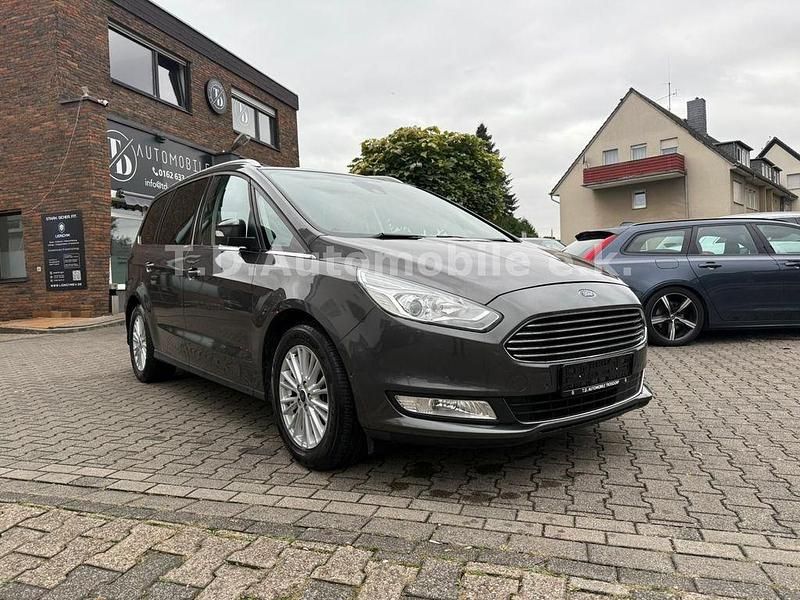 Gebraucht Ford Galaxy Titanium 150 PS (110 kW) 2017 Grau Van / Kleinbus