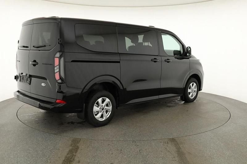 Neu Ford Transit Custom Limited 2026 Agate black metallic Kombi