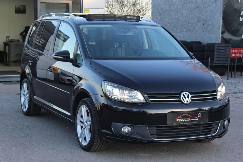 Gebraucht VW Touran Match 140 PS (102 kW) 2012 Schwarz Van / Kleinbus