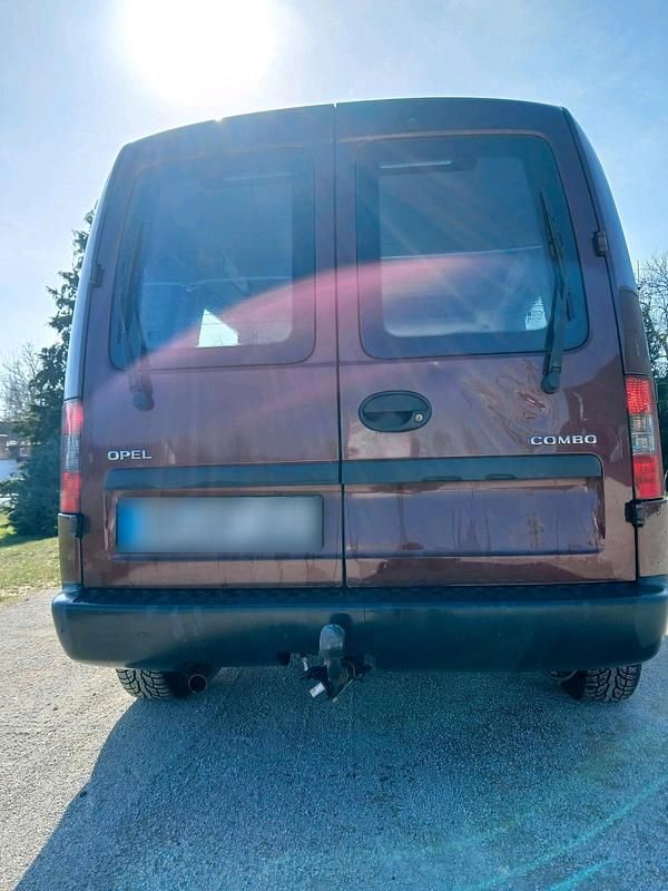 Gebraucht Opel Combo 87 PS (63 kW) 2005 Violet Van / Kleinbus