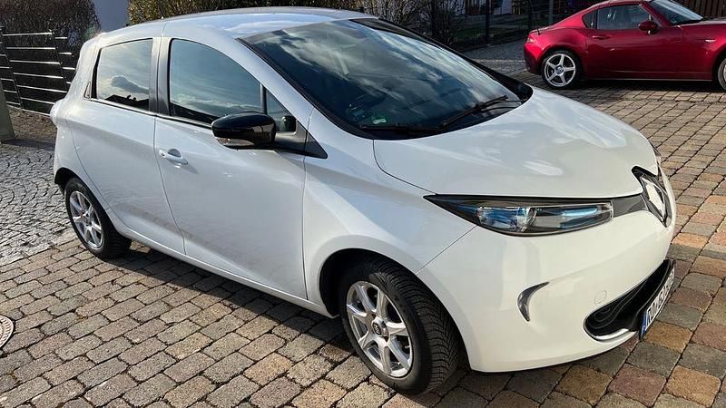 Gebraucht Renault Zoe Intens 67 kW (92 PS) 2018 Weiß Kleinwagen