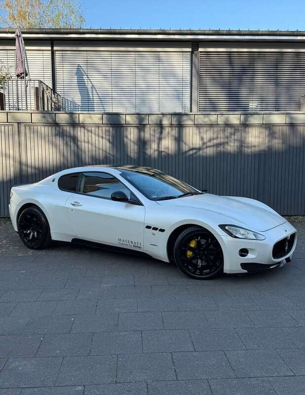 Silber Gebraucht 2009 Maserati Granturismo Coupé | 33.500 € (Fairer Preis) - Bild 1/4