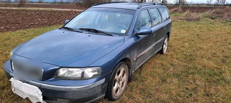 Gebraucht Volvo V70 180 PS (132 kW) 2002 Blau Kombi