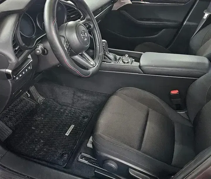 Gebraucht Mazda 3 Exclusive-Line 150 PS (110 kW) 2023 Machine gray metallic (metallic) Limousine