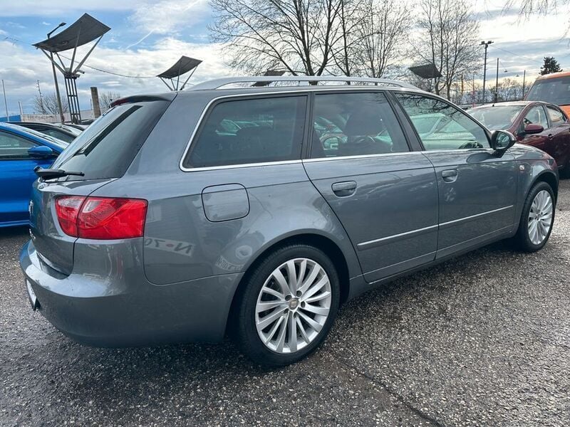 Gebraucht Seat Exeo Style 120 PS (88 kW) 2012 Grau Limousine