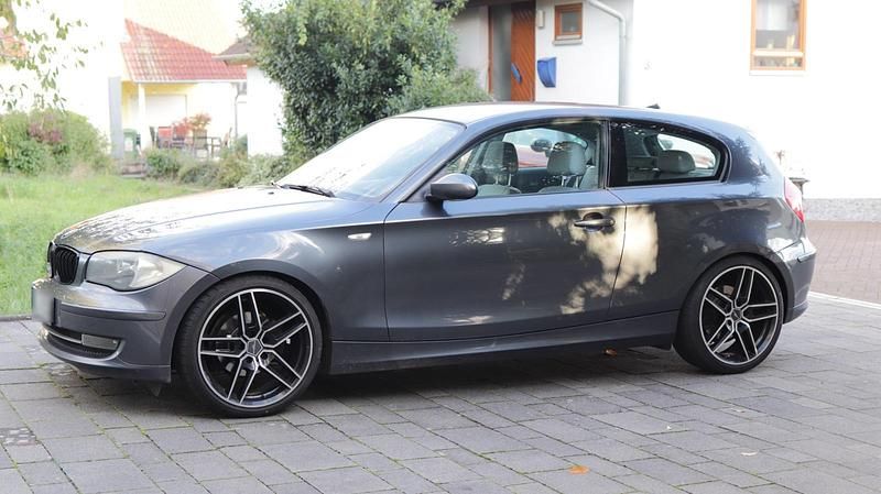 Gebraucht BMW 118 Coupé 143 PS (105 kW) 2008 Grau Coupé