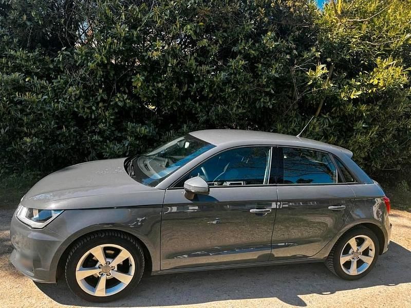 Gebraucht Audi A1 Sportback 95 PS (69 kW) 2016 Grau Kleinwagen