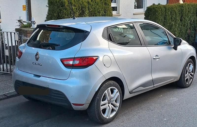 Gebraucht Renault Clio V 90 PS (66 kW) 2020 Silber Kleinwagen