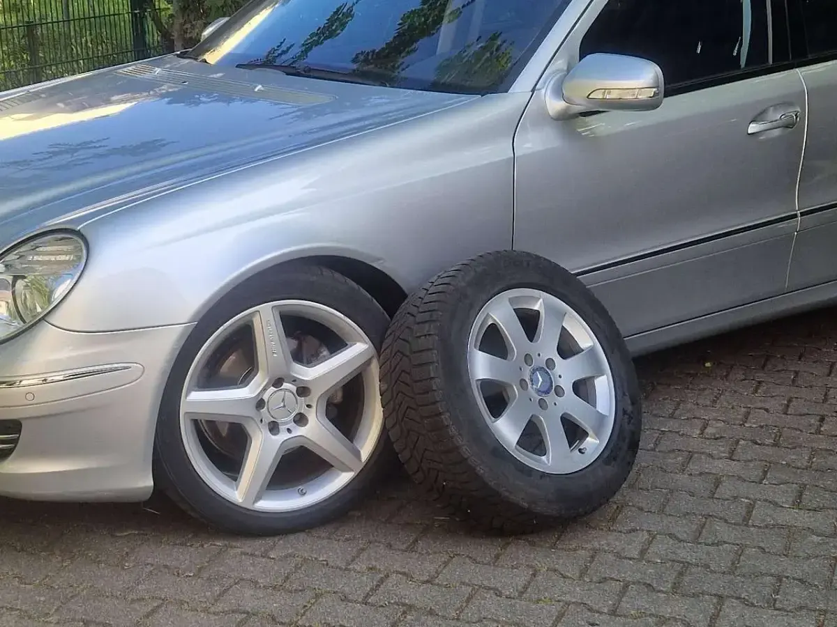 Gebraucht Mercedes E280 Avantgarde 190 PS (139 kW) 2006 Silber Kombi