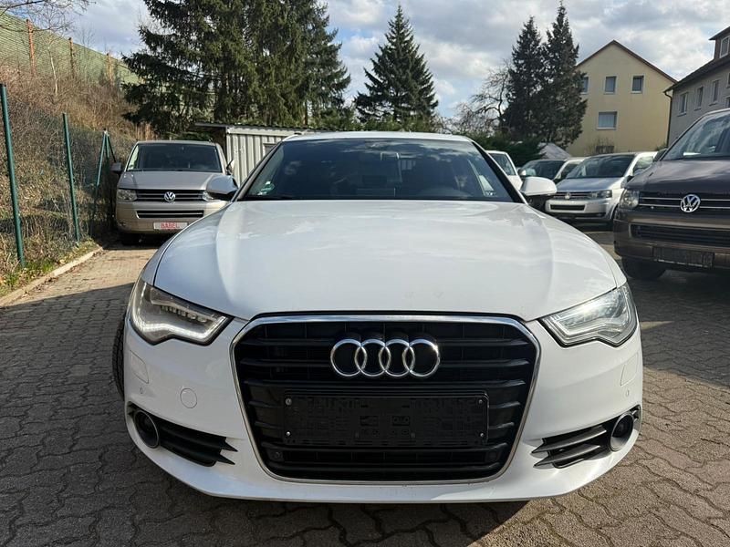 Używany Audi A6 S-Line 204 KM (150 kW) 2012 Biały Minivan