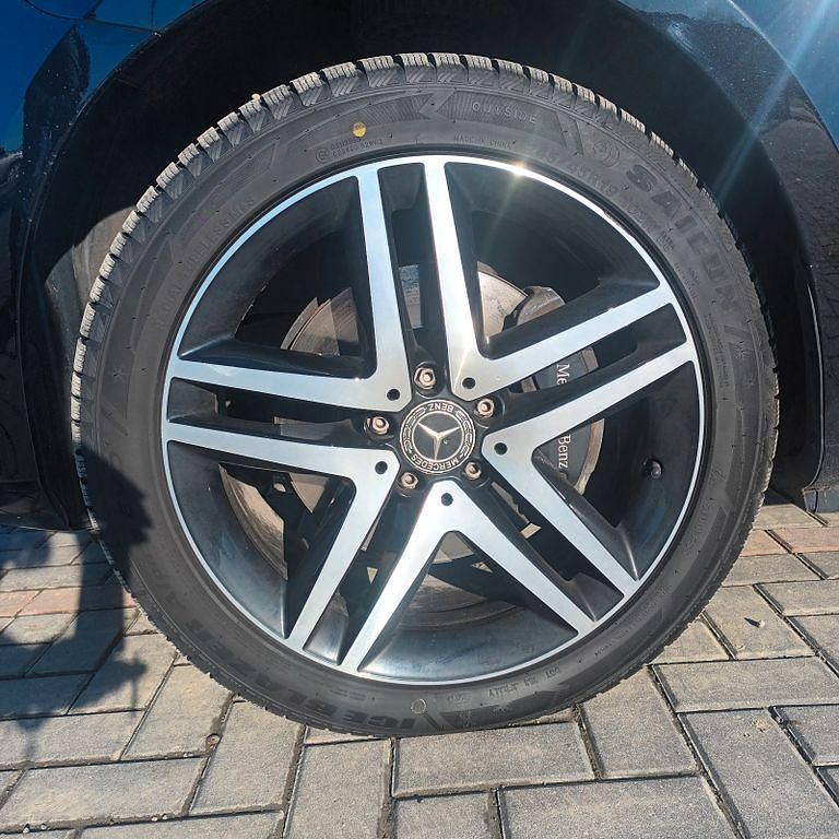 Gebraucht Mercedes V250 190 PS (139 kW) 2020 Schwarz Van / Kleinbus