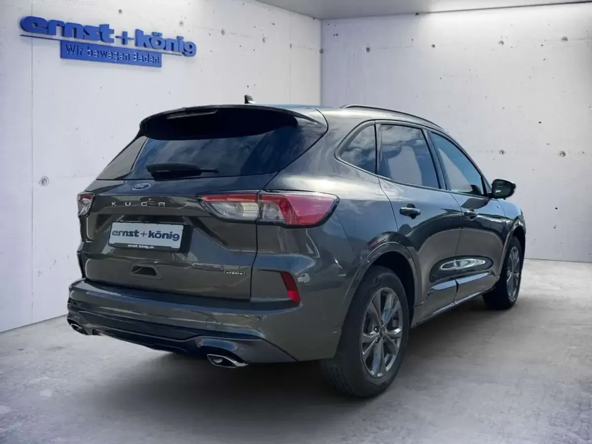 Gebraucht Ford Kuga ST-Line X 224 PS (164 kW) 2024 Grau SUV