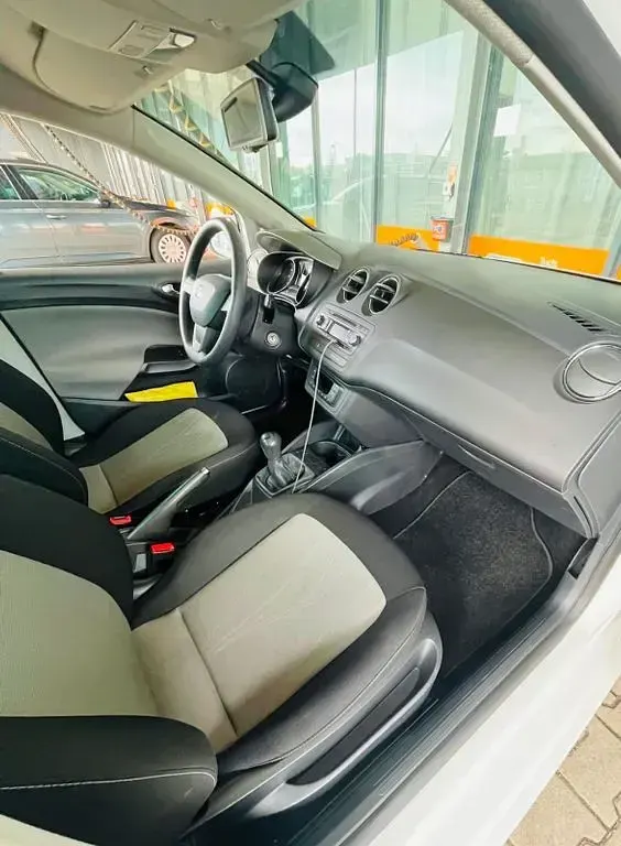Gebraucht Seat Ibiza 69 PS (50 kW) 2014 Weiß Limousine