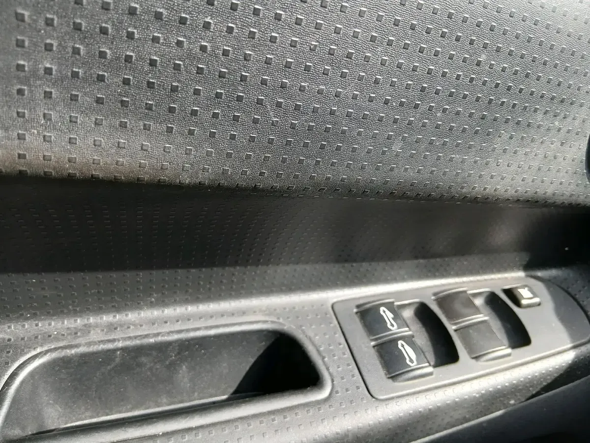 Gebraucht Mitsubishi Colt 109 PS (80 kW) 2006 Schwarz Cabrio