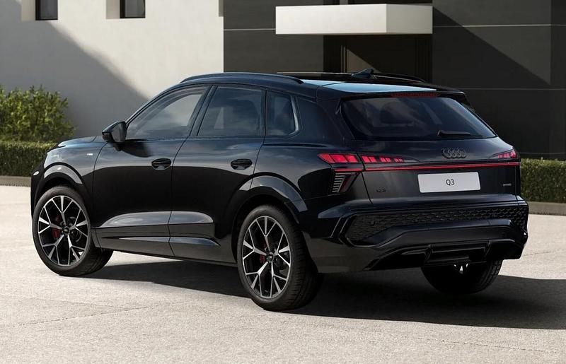 Neu Audi Q3 Advanced 265 PS (194 kW) 2025 Mythosschwarz metallic SUV