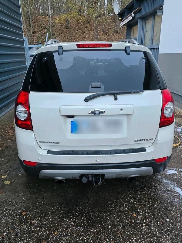 Gebraucht Chevrolet Captiva 164 PS (120 kW) 2013 Weiß SUV