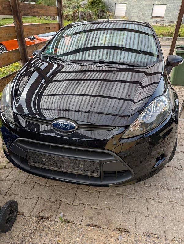 Schwarz Gebraucht 2012 Ford Fiesta Trend Kleinwagen | 3.450 € (Guter Preis) - Bild 1/4