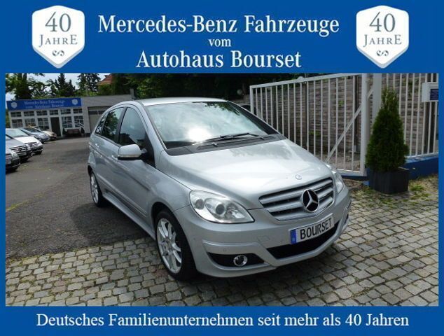 Silber Gebraucht 2010 Mercedes B180 Van / Kleinbus | 10.500 € (Teuer) - Bild 1/4
