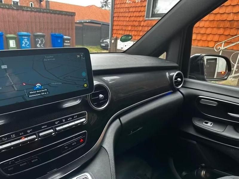 Gebraucht Mercedes V250 190 PS (139 kW) 2015 Blau Van / Kleinbus