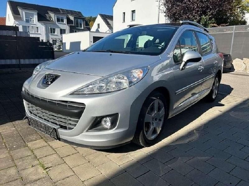 Grau Gebraucht 2012 Peugeot 207 Premium Kombi | 2.900 € (Fairer Preis) - Bild 1/4