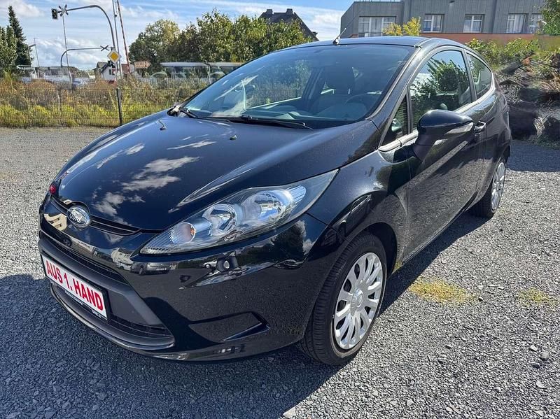 Schwarz Gebraucht 2009 Ford Fiesta Ambiente Kleinwagen | 3.790 € (Fairer Preis) - Bild 1/4