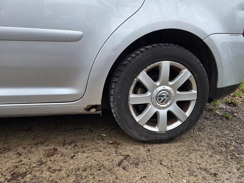 Gebraucht VW Touran 140 PS (102 kW) 2006 Beige Van / Kleinbus