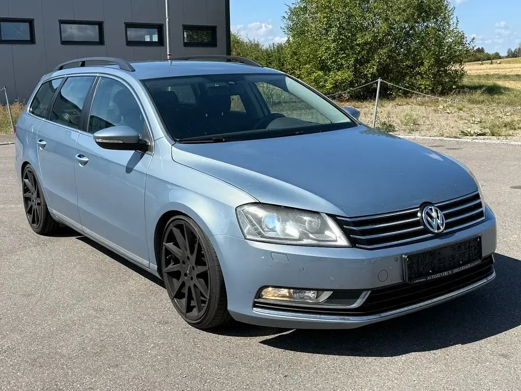Gebraucht VW Passat 177 PS (130 kW) 2013 Grau Kombi
