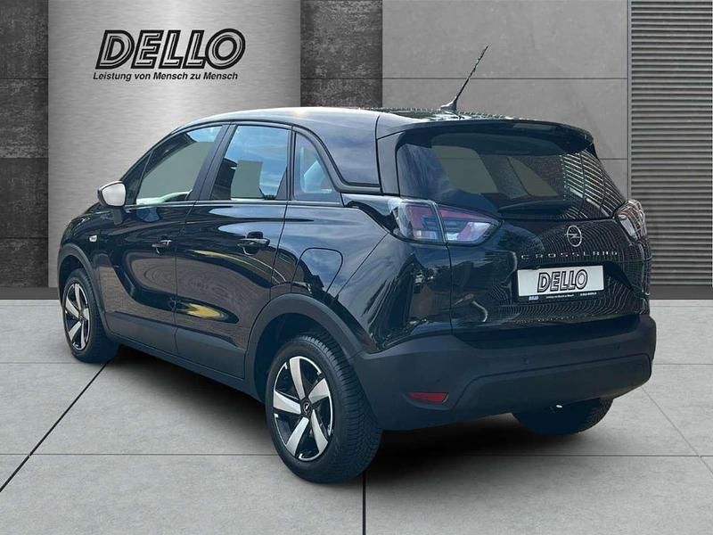 Gebraucht Opel Crossland Enjoy 131 PS (96 kW) 2024 Lackierung schwarz perla nera/ SUV