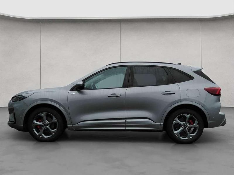 Gebraucht Ford Kuga ST-Line X 151 PS (111 kW) 2024 Solar silver metallic SUV