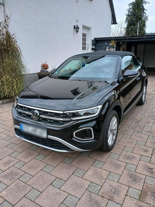 Gebraucht VW T-Roc Cabriolet 110 PS (80 kW) 2024 Schwarz Cabrio