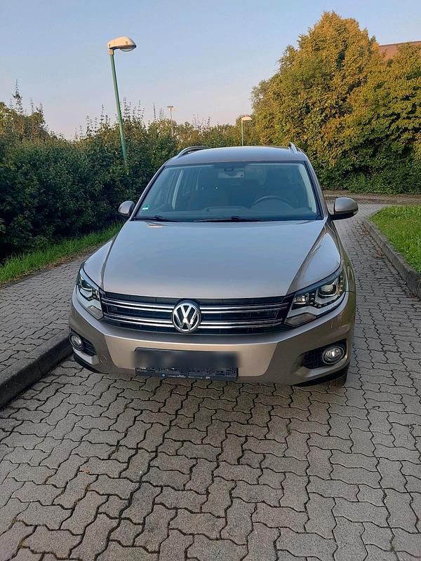 Gelb Gebraucht 2011 VW Tiguan SUV | 10.400 € (Fairer Preis) - Bild 1/4