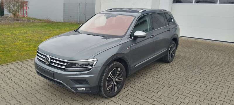 Grau Gebraucht 2019 VW Tiguan Allspace Highline SUV | 22.999 € (Superpreis) - Bild 1/4