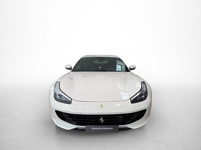 Gebraucht Ferrari GTC4Lusso 689 PS (506 kW) 2019 Weiß Kombi