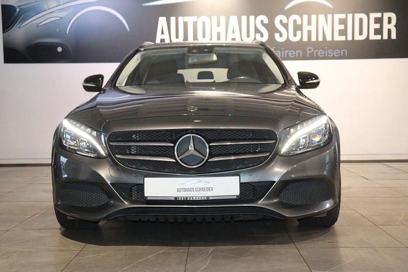 Gebraucht Mercedes C220 170 PS (125 kW) 2018 Grau Kombi